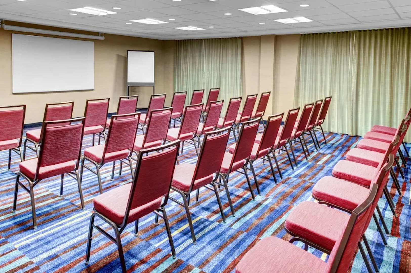 Days Inn Hyannis Cape Cod