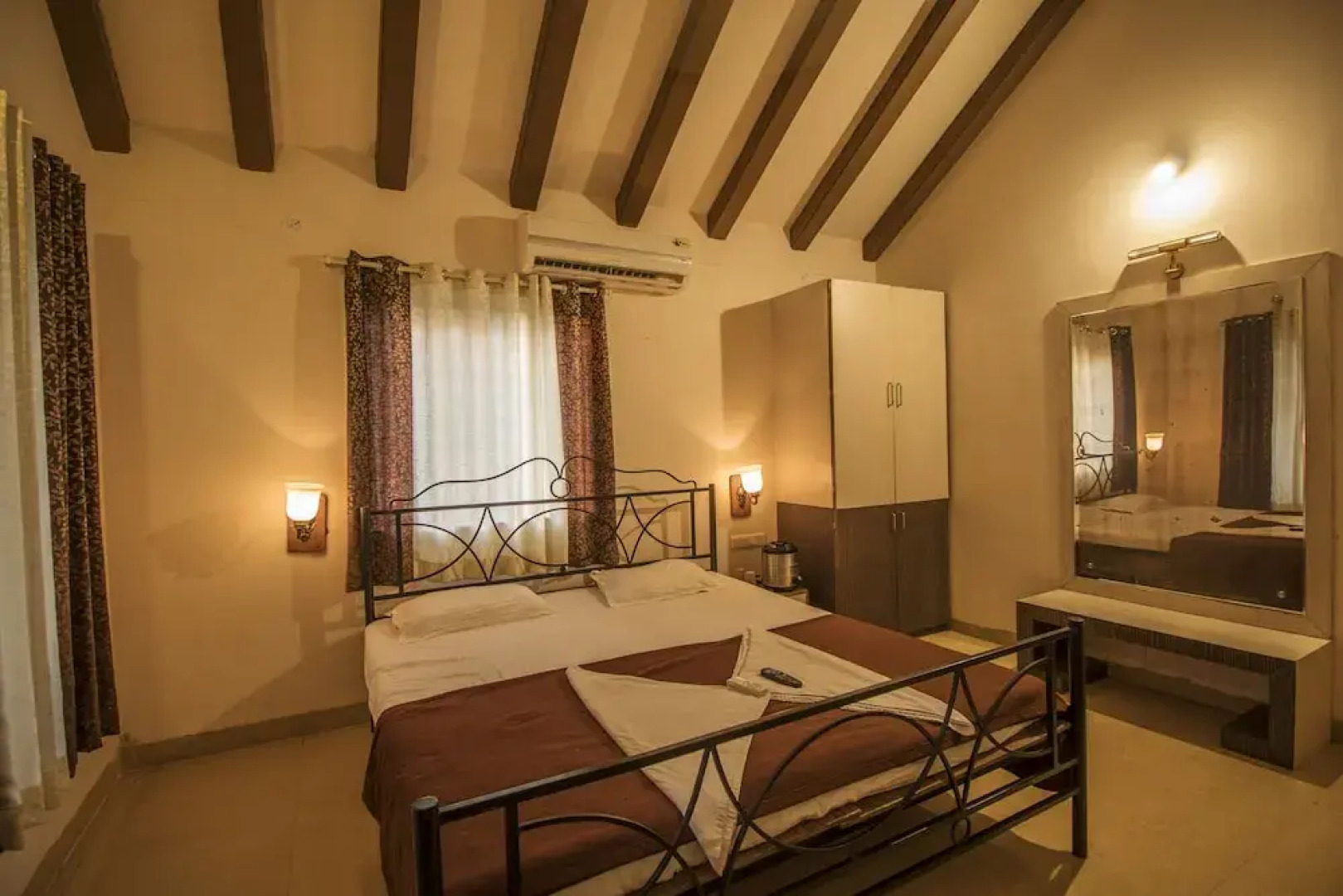 Mougli's Paradise Resort