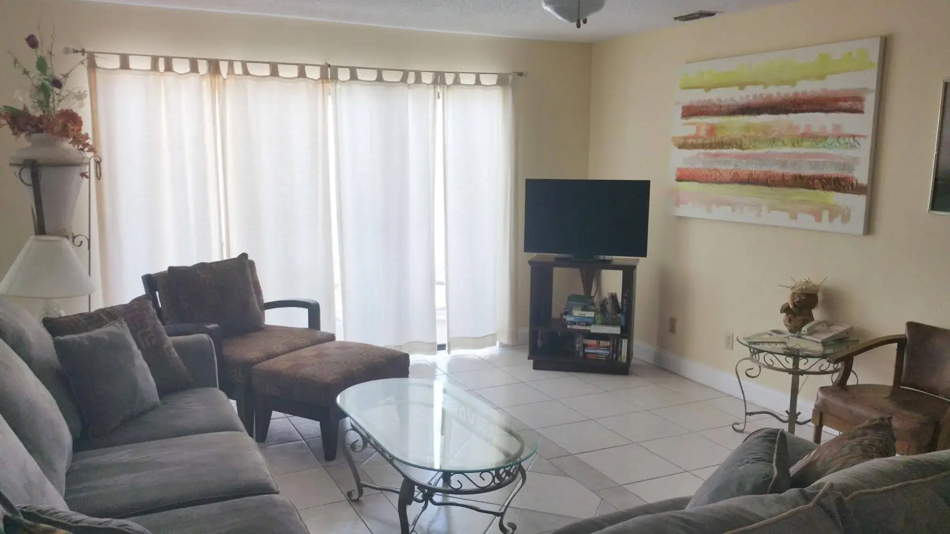 Seabreeze Condominiums