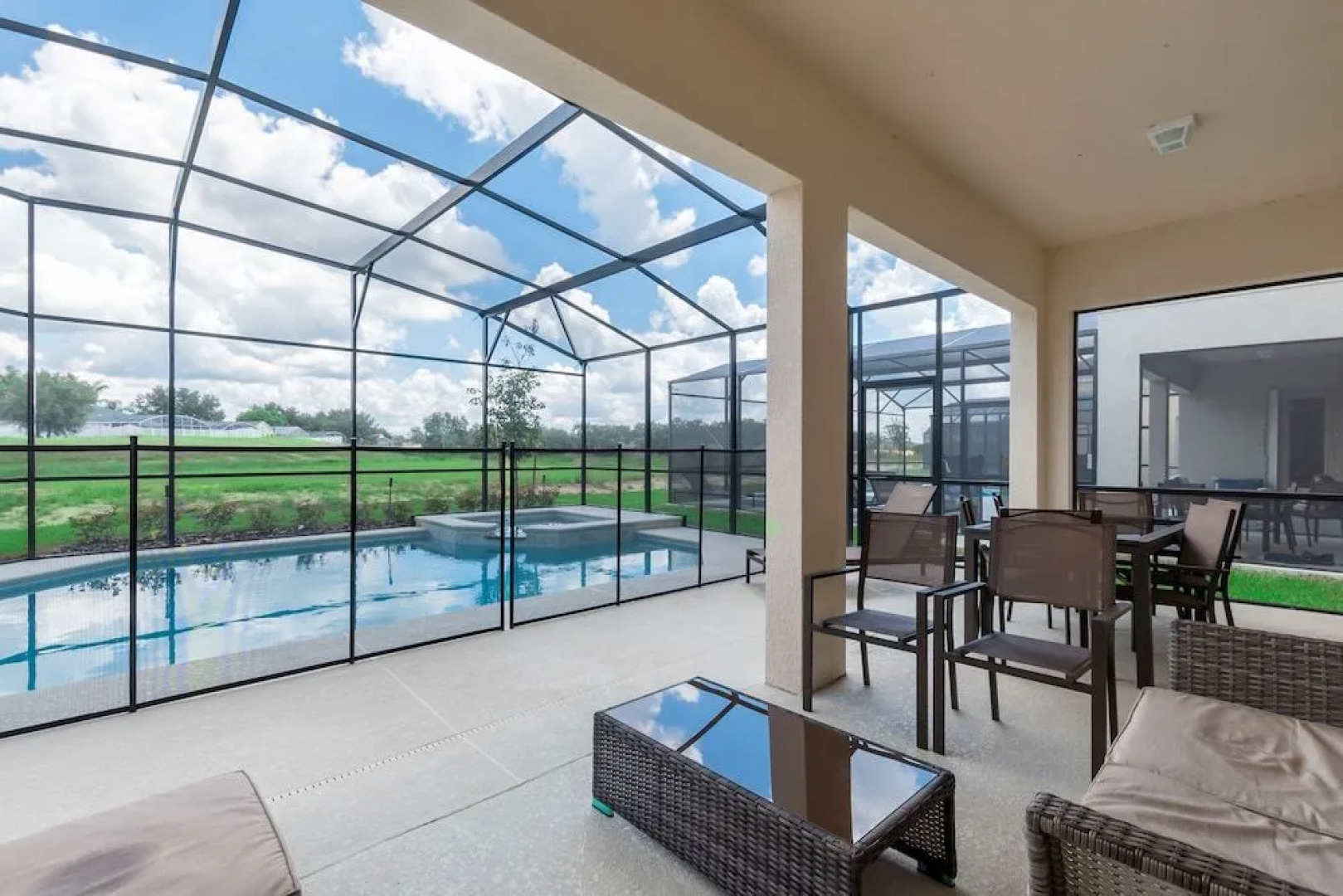 Oakgrain Villa Solterra