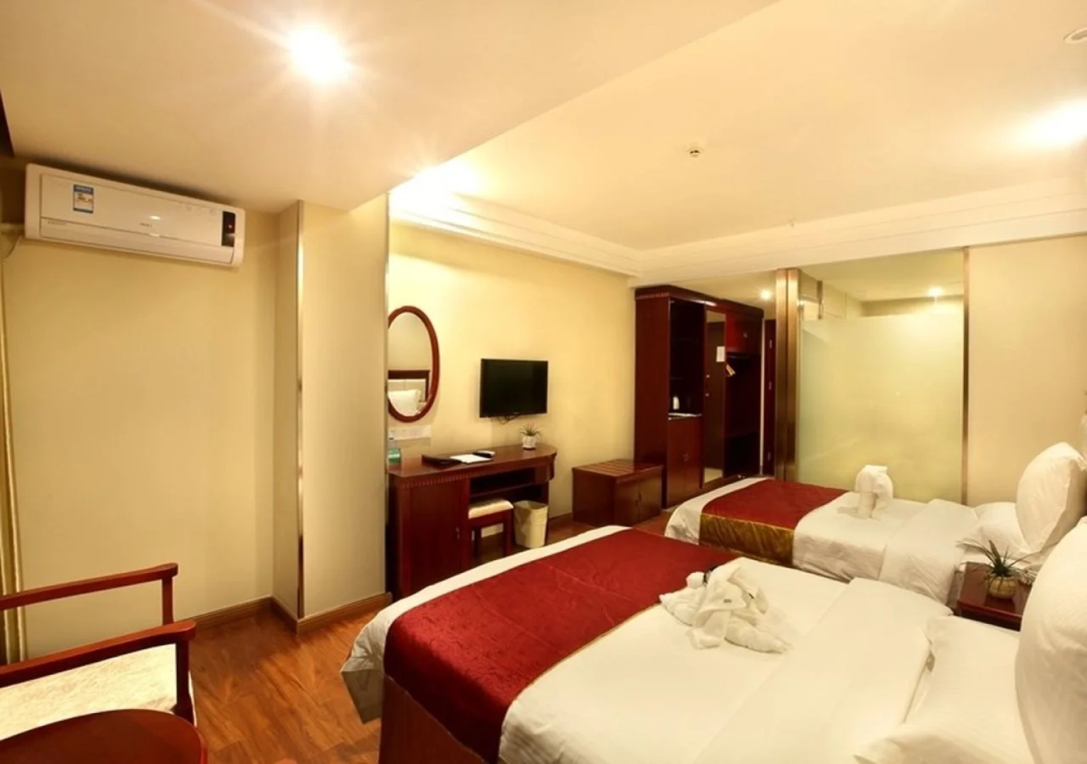 GreenTree Inn SanYa Jiyang Dist YaLongWan YingBin Ave Hotel