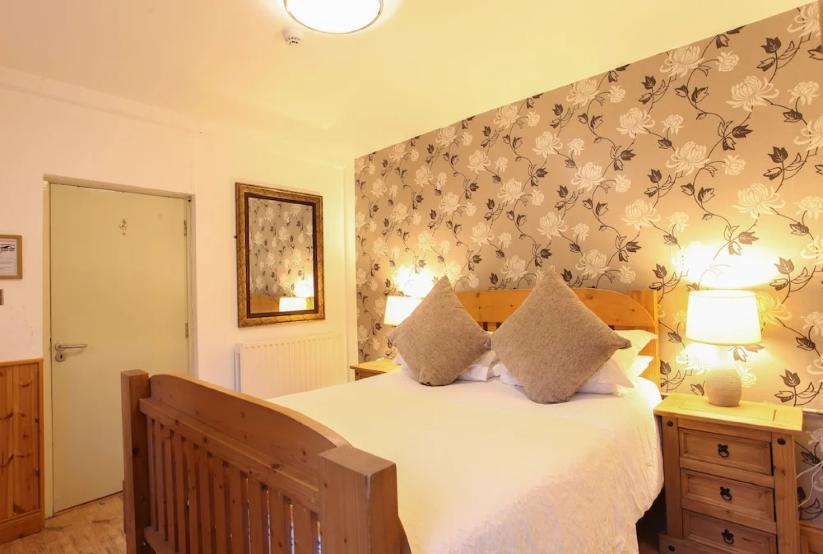 Moville Boutique Hostel