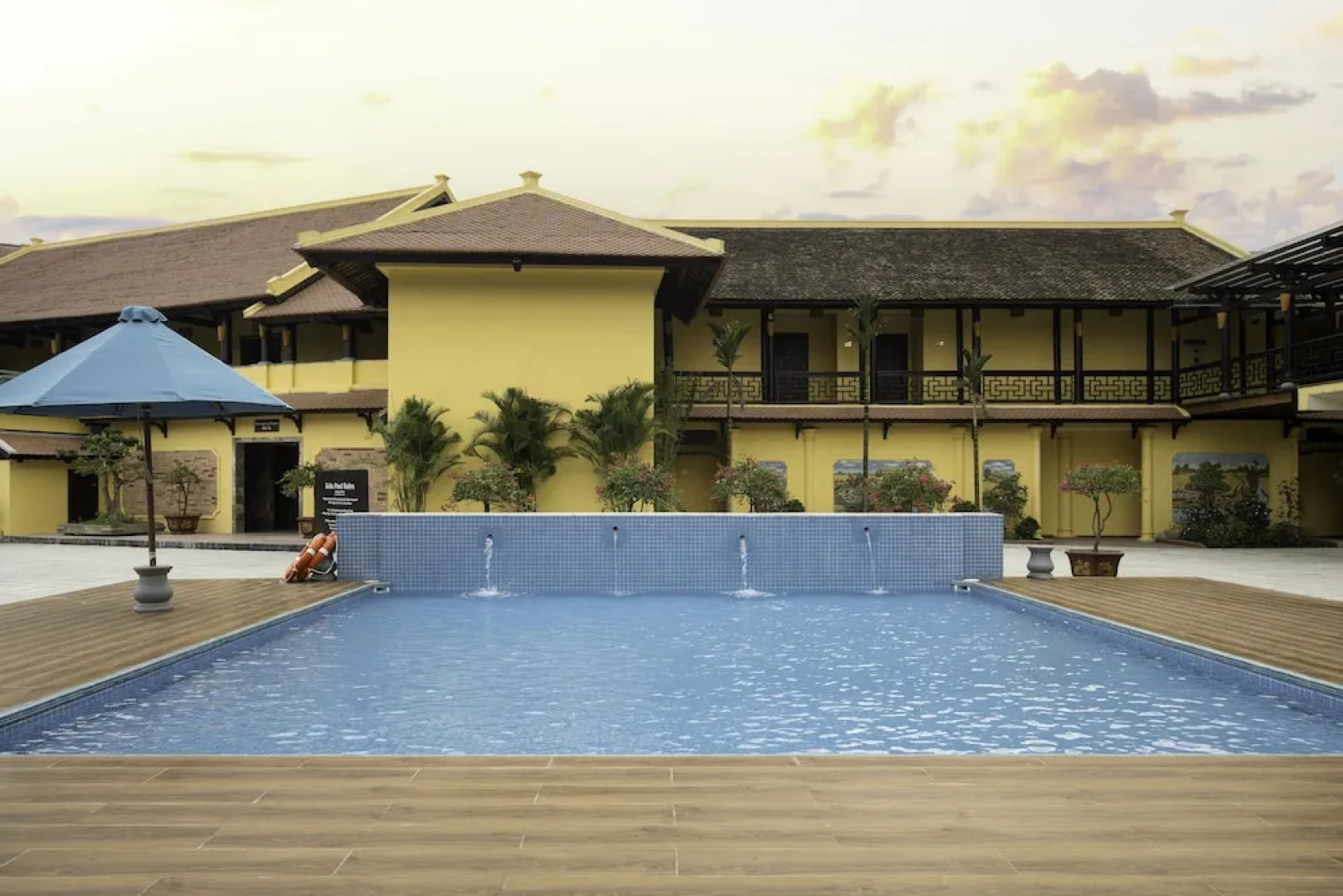 Emeralda Resort Tam Coc