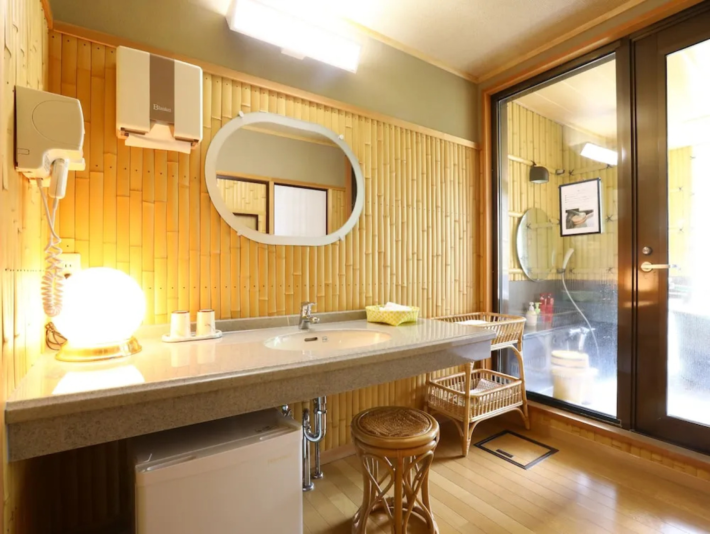 Shigakogen Milky Hot Spring Keikokunoyu