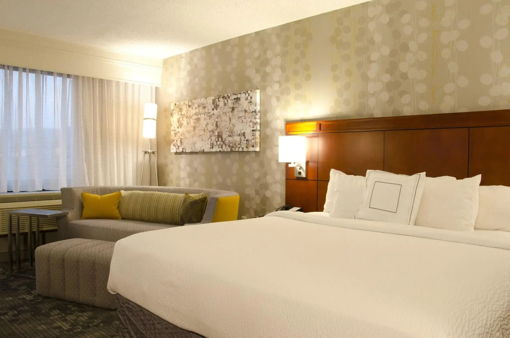 Courtyard by Marriott Waterbury Downtown