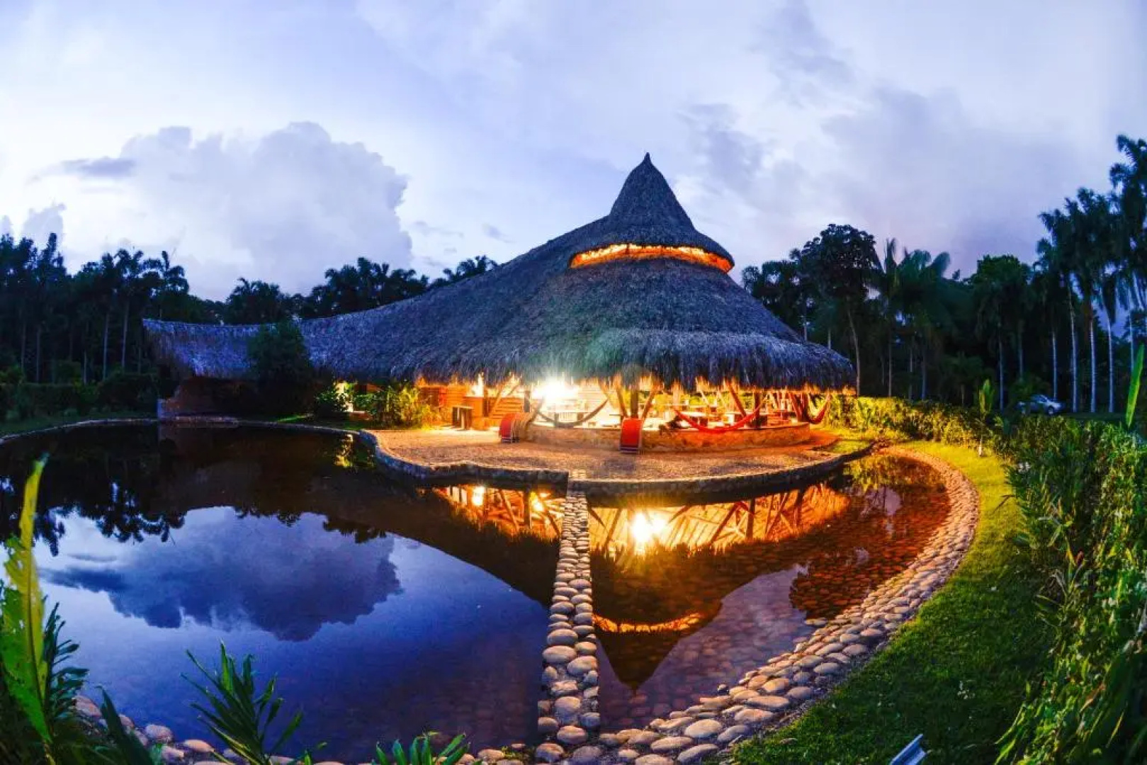 Eco Hotel Cosmogenesis