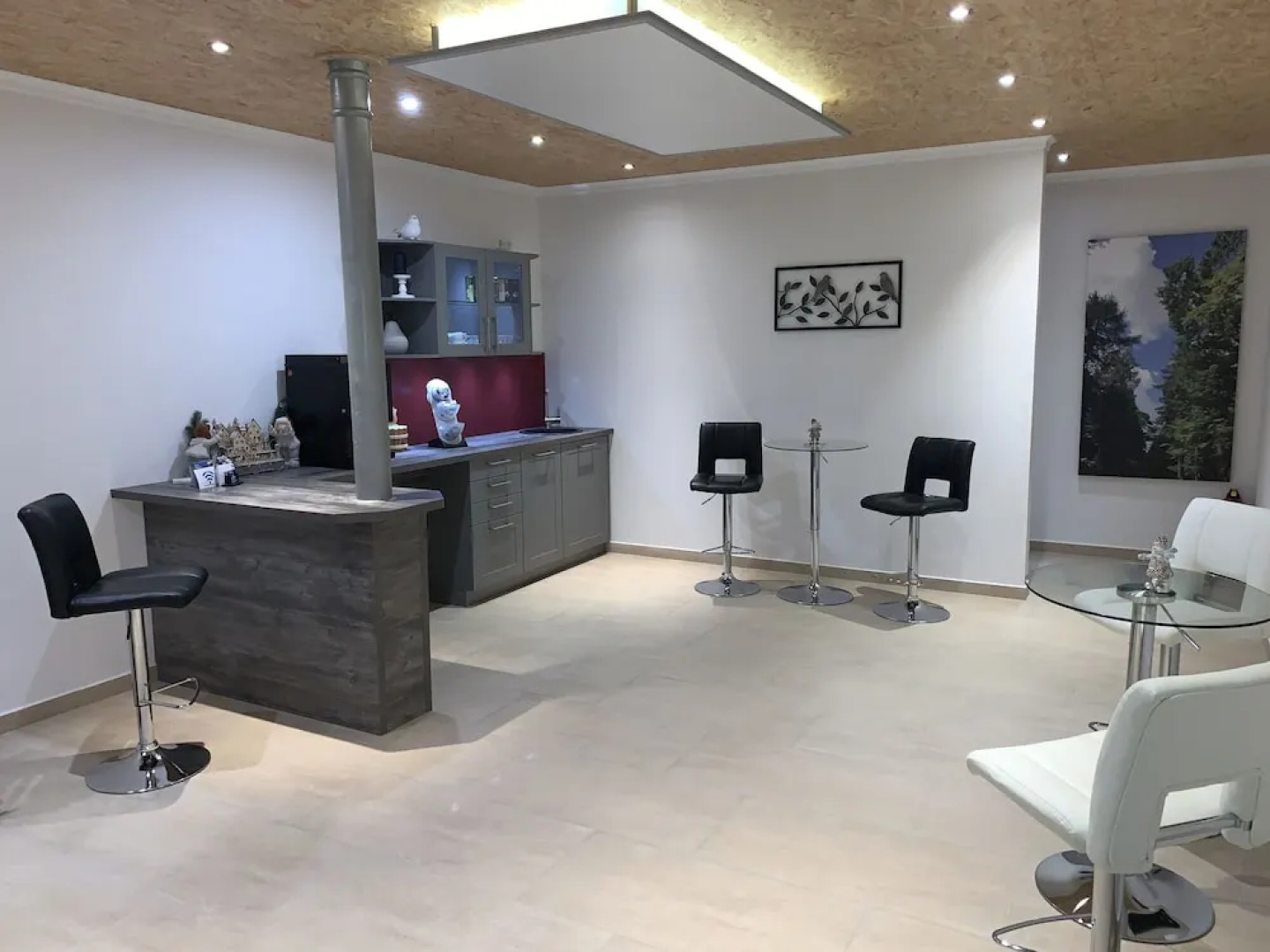 Apartment Ahsbahs Suite near Airport