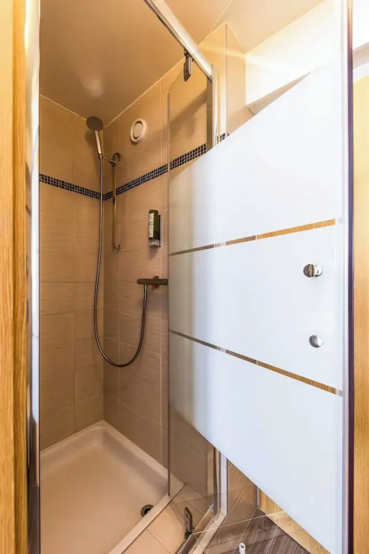 Apartment Cosy -1br-4p- Geneve
