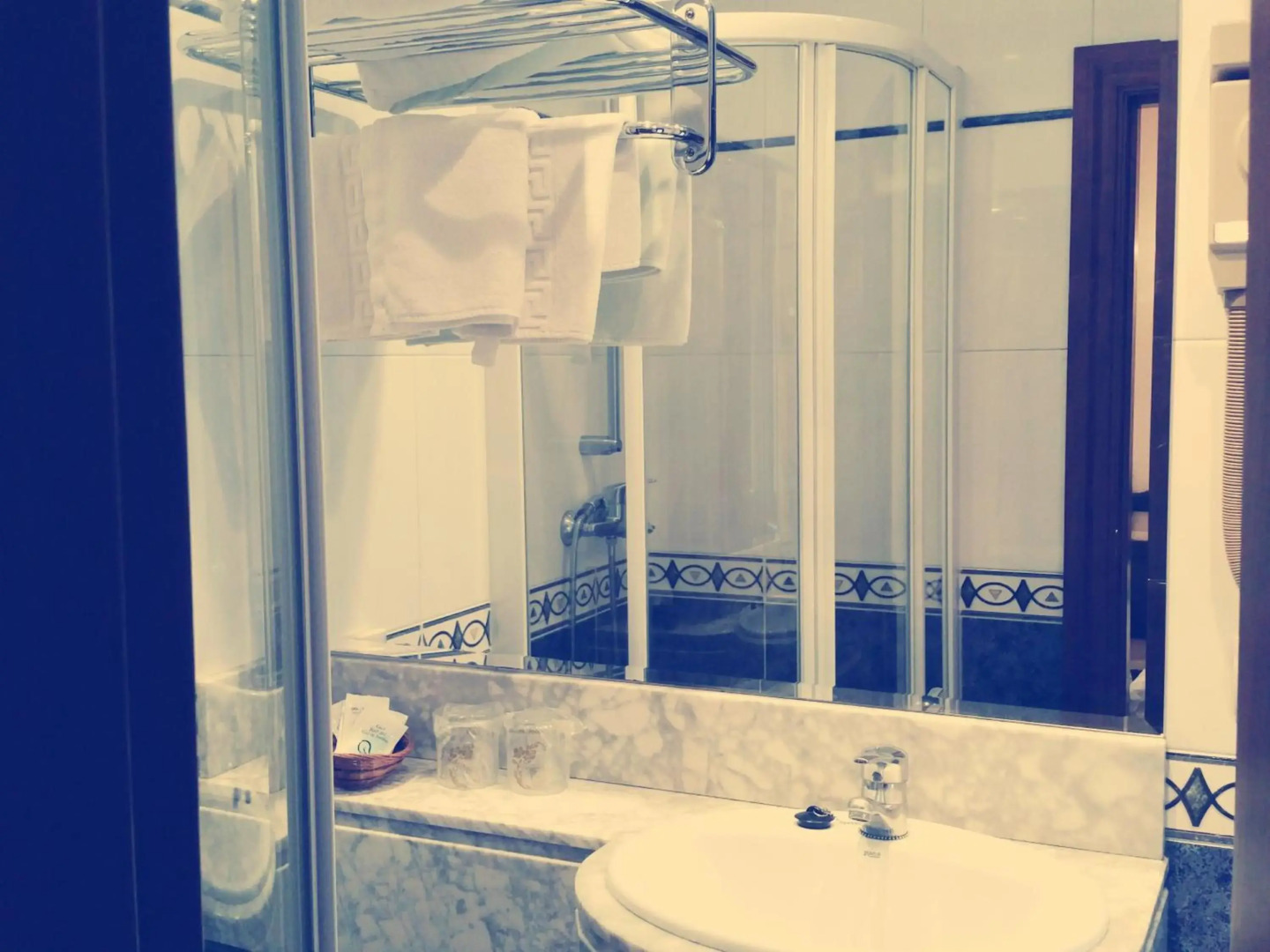 Hotel Residencia Castellano I