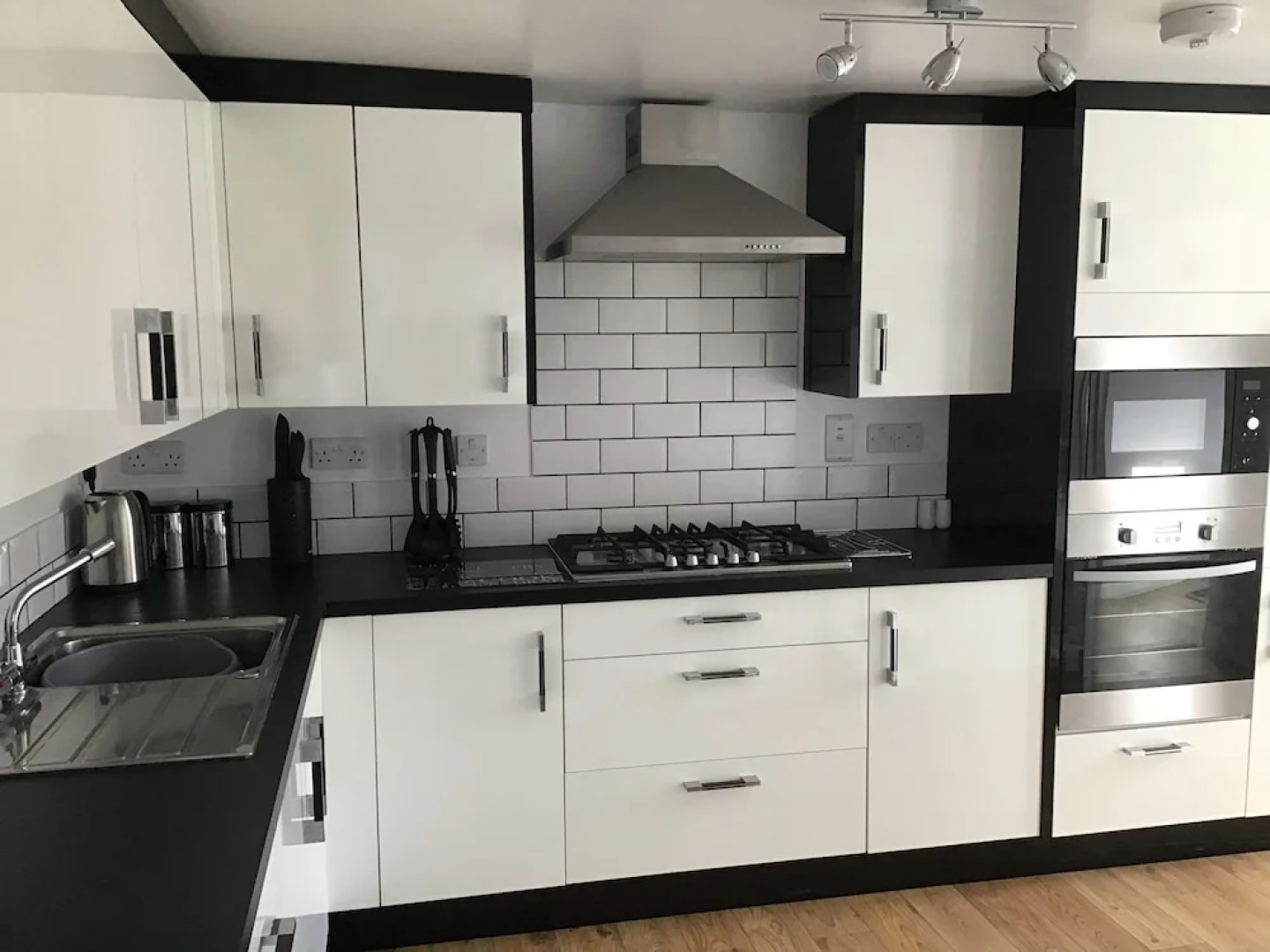 4-bed Cottage in Portknockie, Near Cullen, Moray