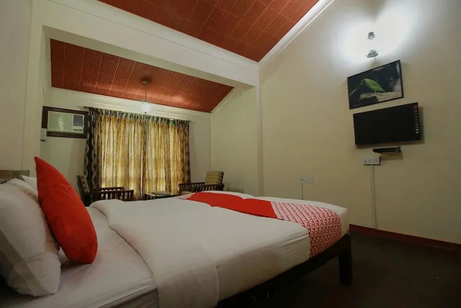 Phalguni River Lodge