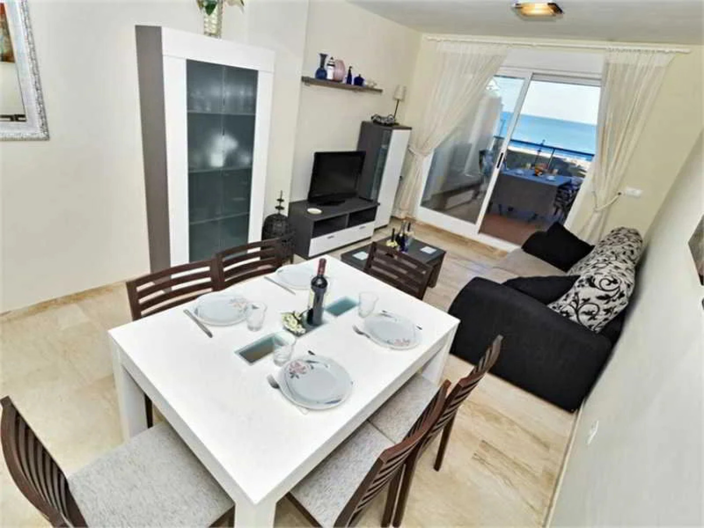 Apartamentos Almadraba VyB