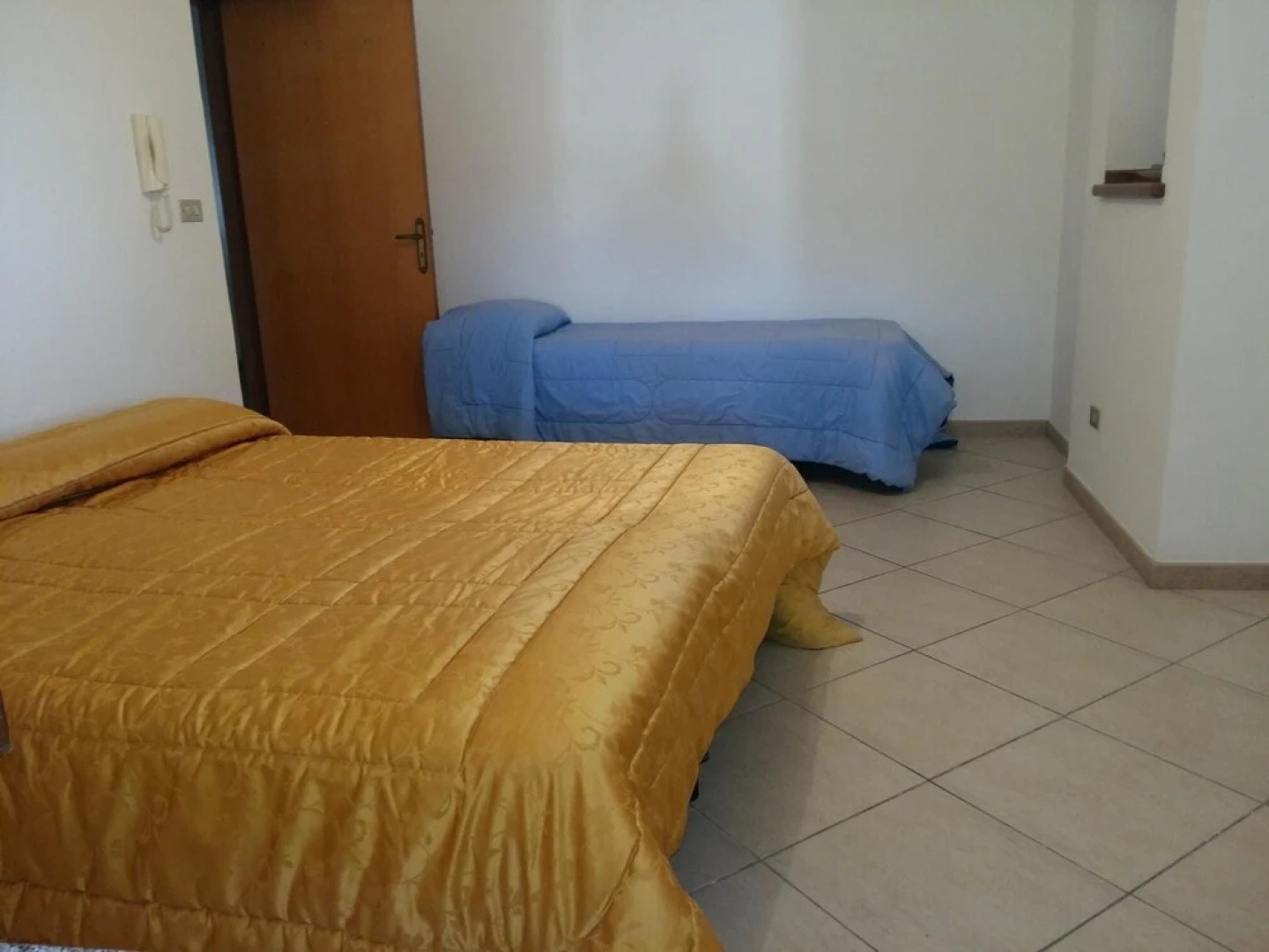 House With 3 Bedrooms in Gerace, With Wonderful sea View and Furnished