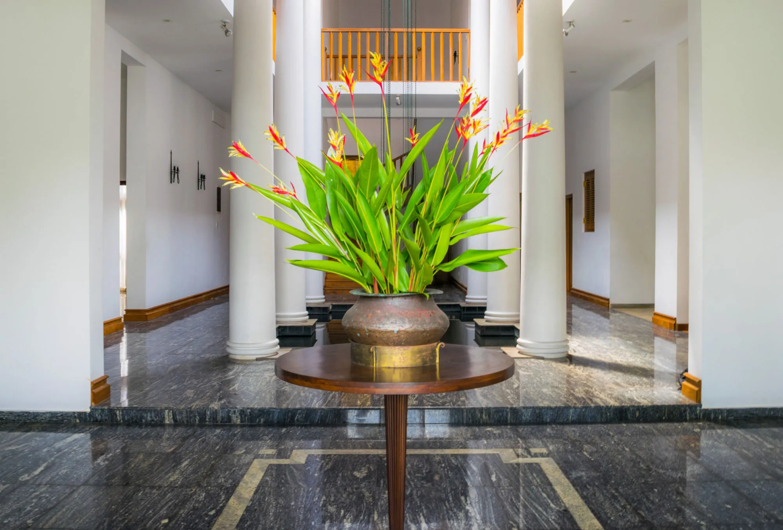 Villa White Queen Resort & Spa