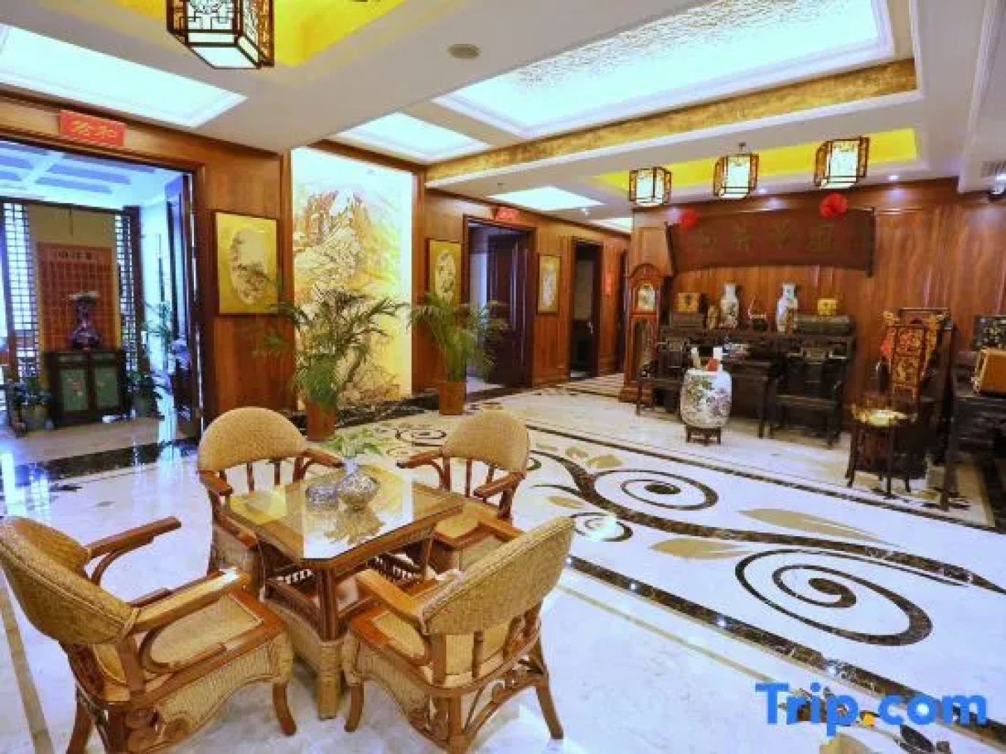 Huakang Dijing Hotel