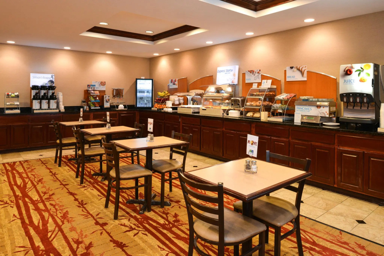 Holiday Inn Express & Suites Cherry by IHG