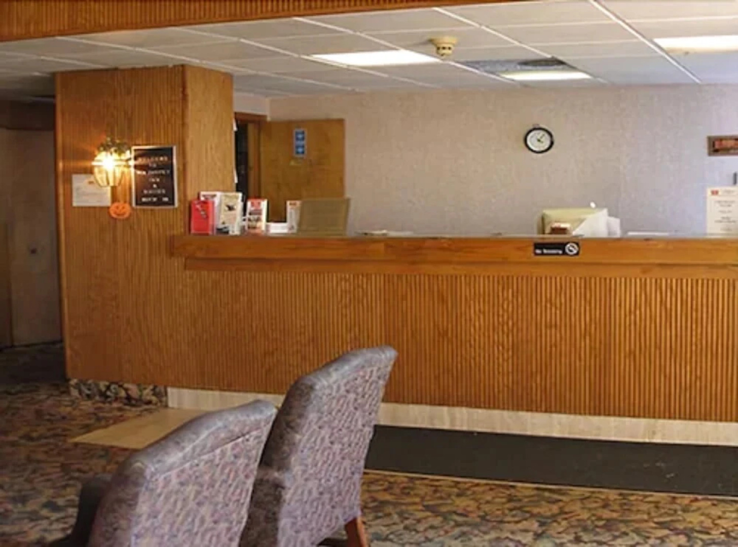 Red Carpet Inn And Suites Scranton