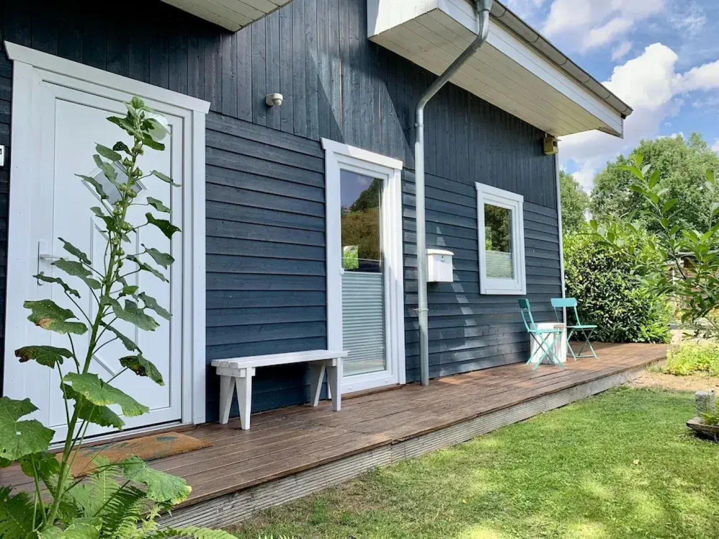 Lovely Holiday Home in Dummer Near Lake