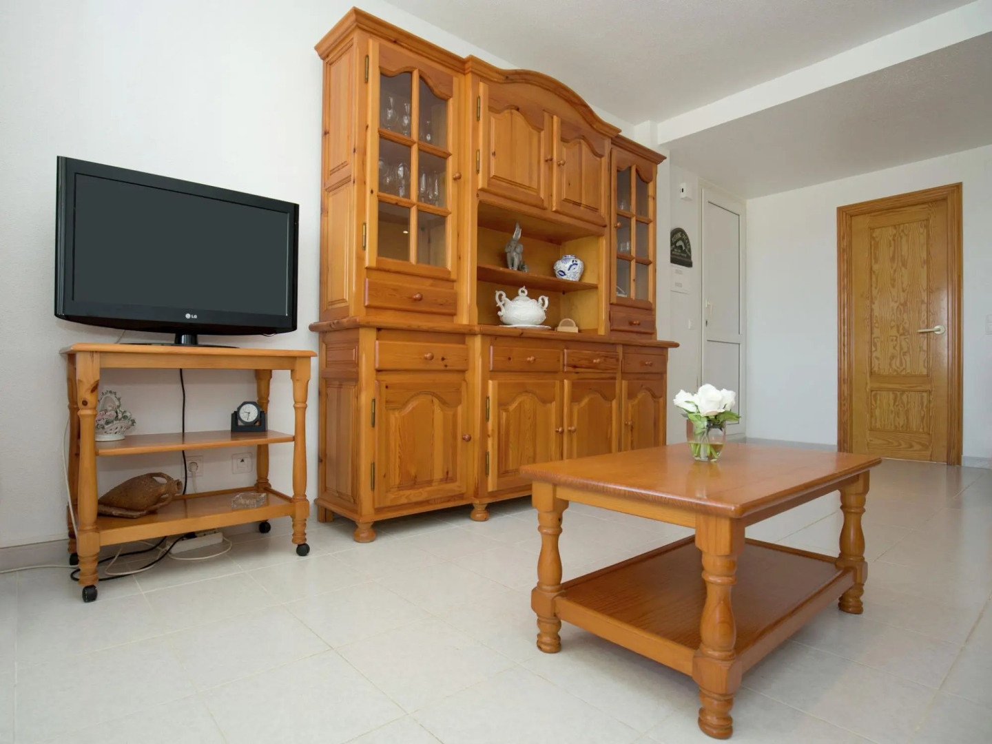 Well-Kept Apartment with Views of the Sea, Two Swimming Pools Near Vinaròs