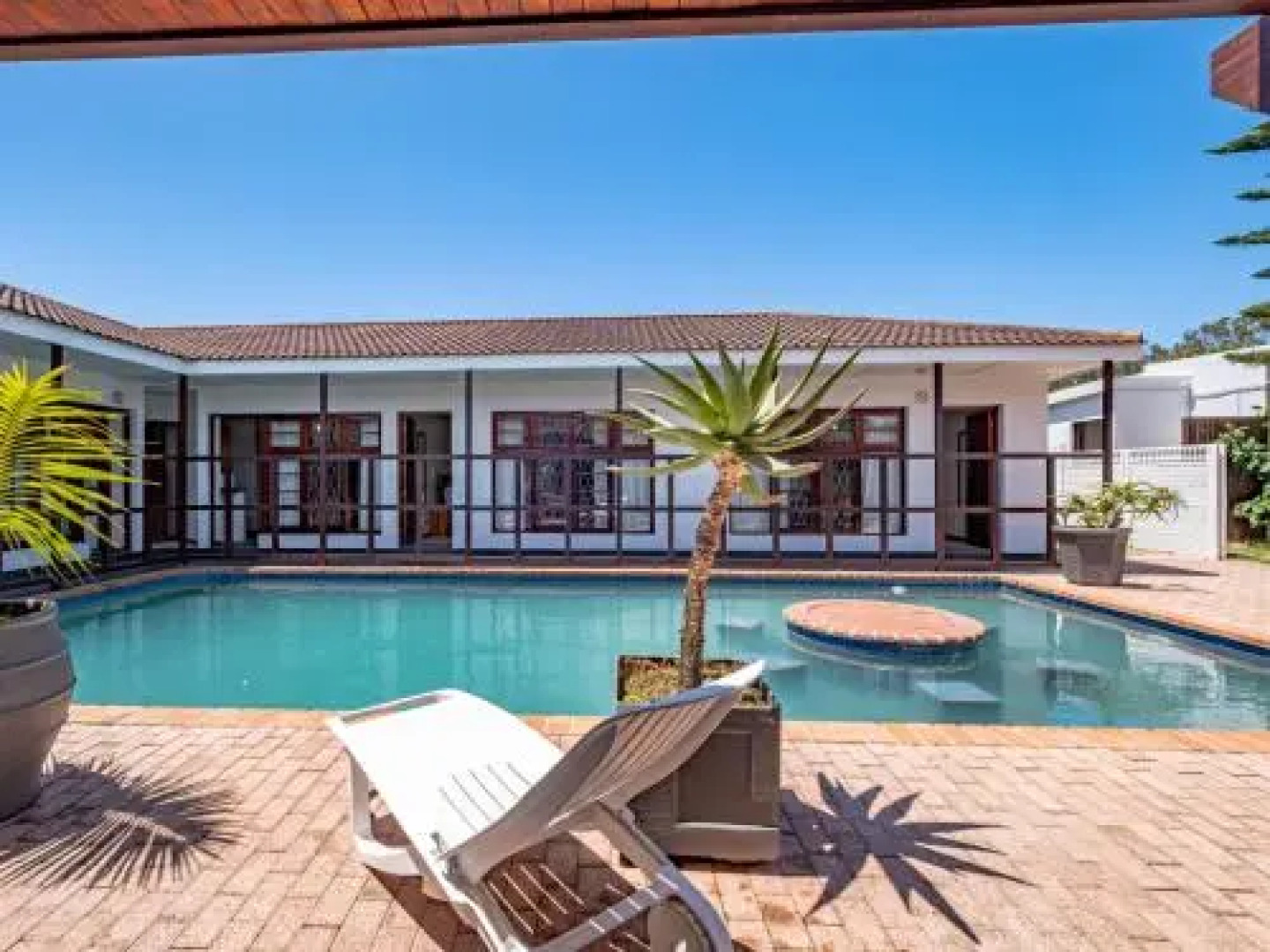 5 Third Avenue Guesthouse