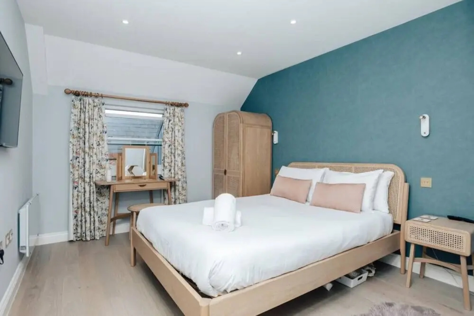 The Duke - One Parking Space