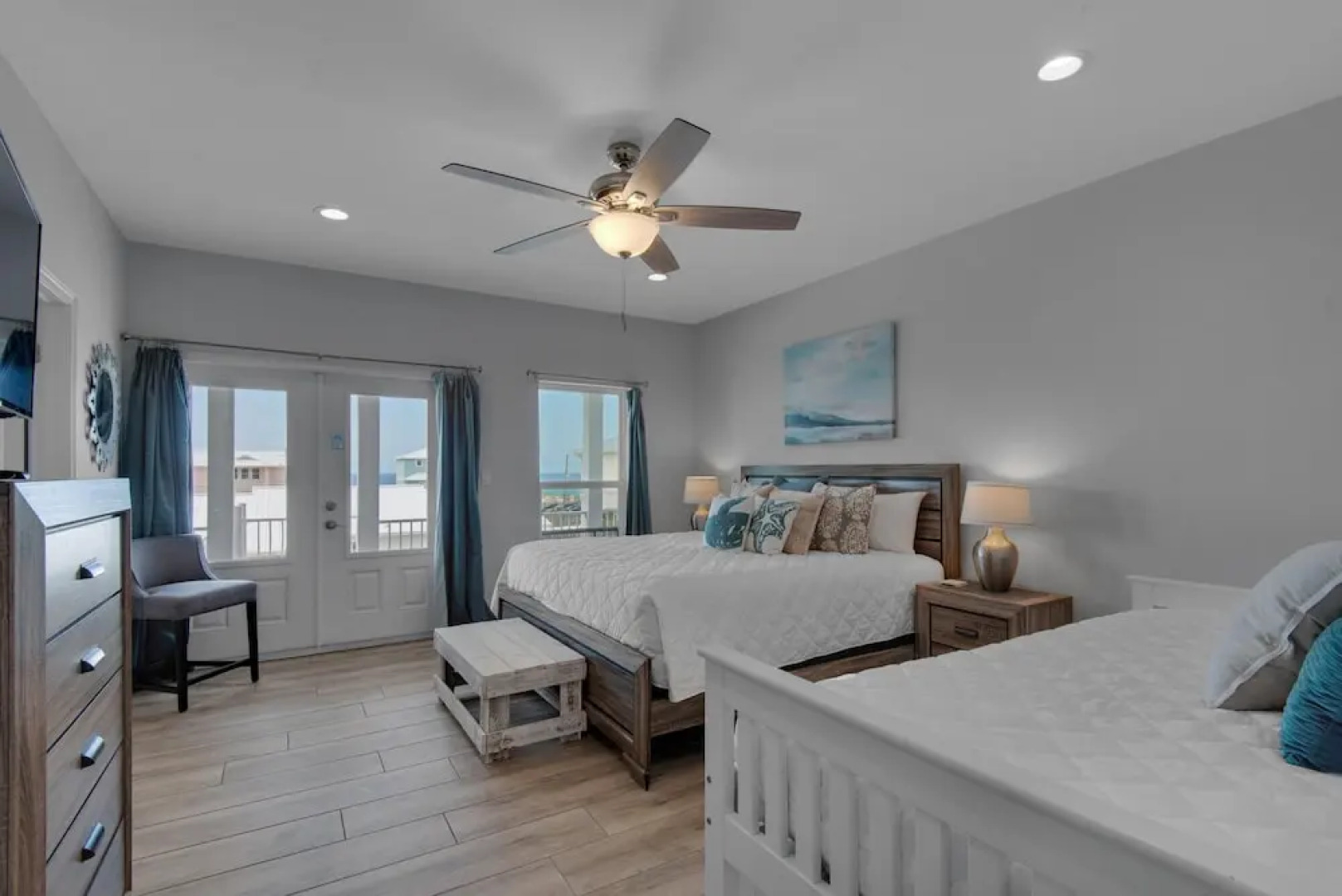 Toes In The Sand - Main House