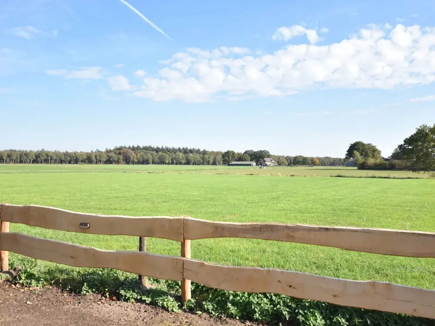Beautiful Holiday Farm in Holten With hot tub and Sauna