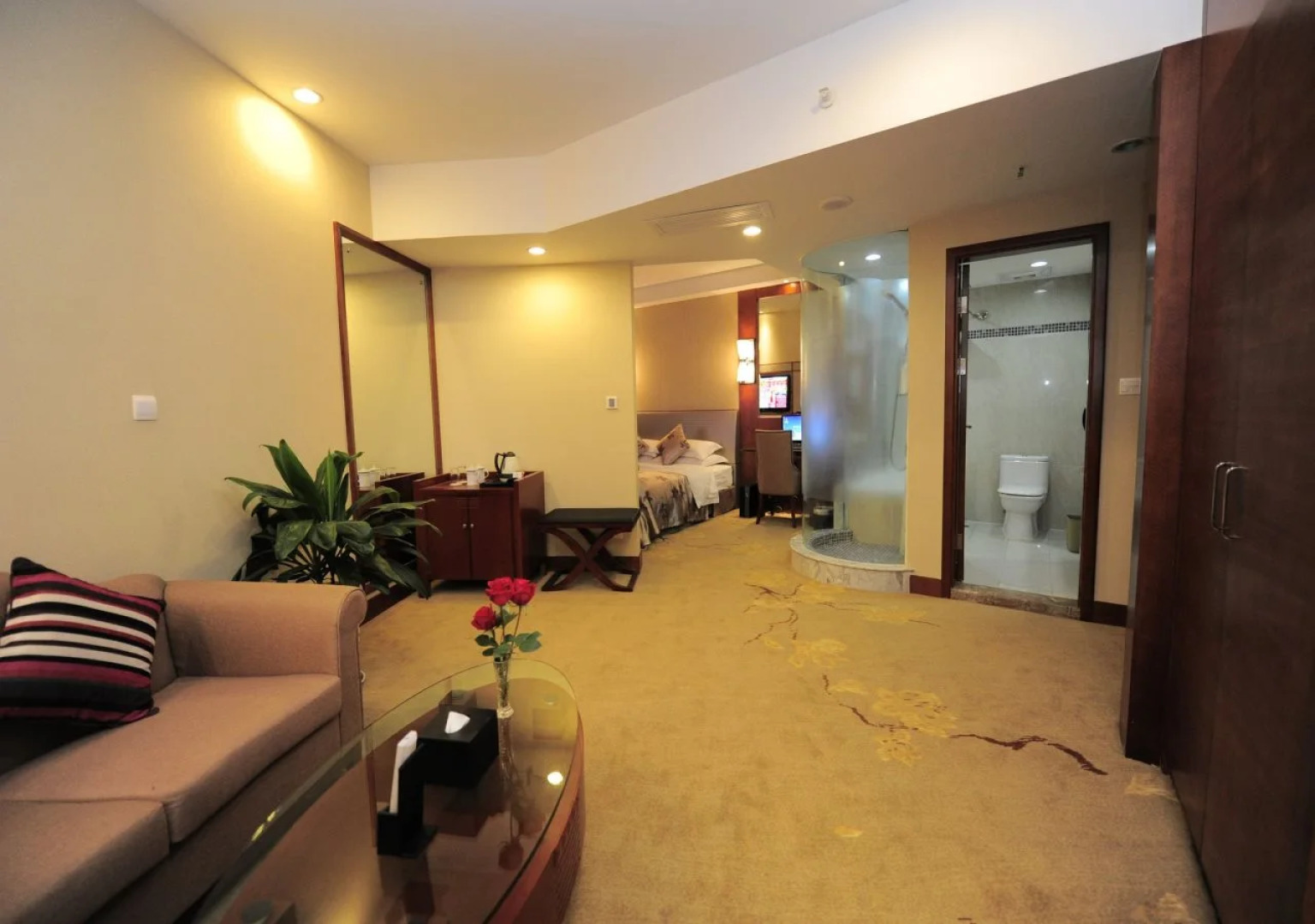 Universal House Hotel