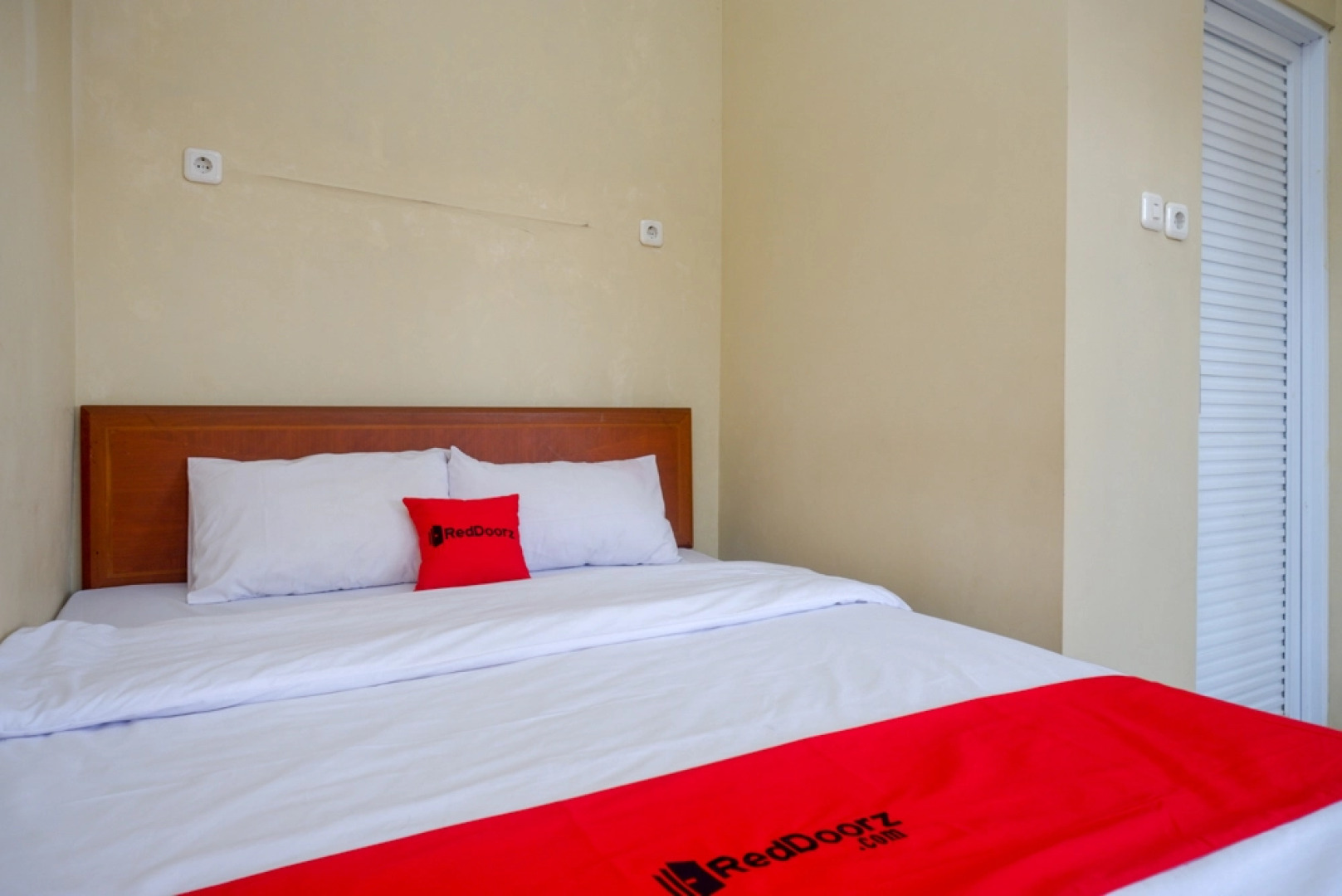 RedDoorz near Terminal Mendolo Wonosobo