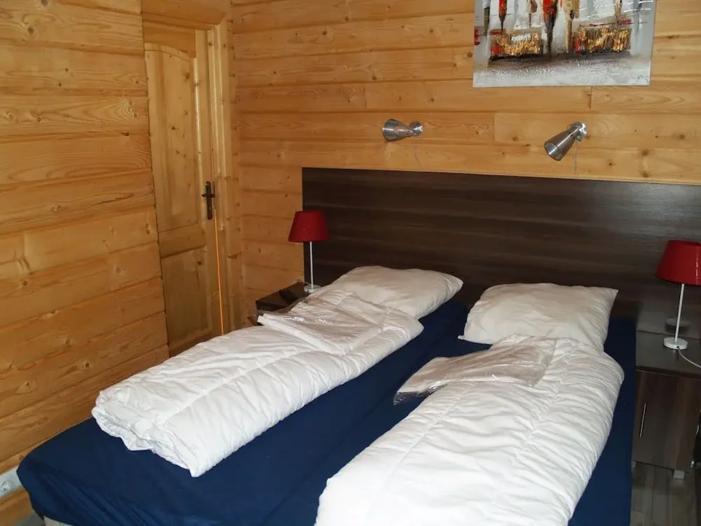 Wooden Chalet Near Brunssummerheide