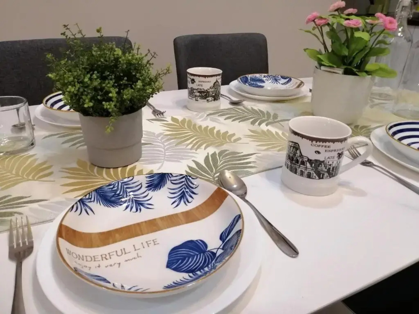 Lovely Mines Astetica Lake View Seri Kembangan 2BR