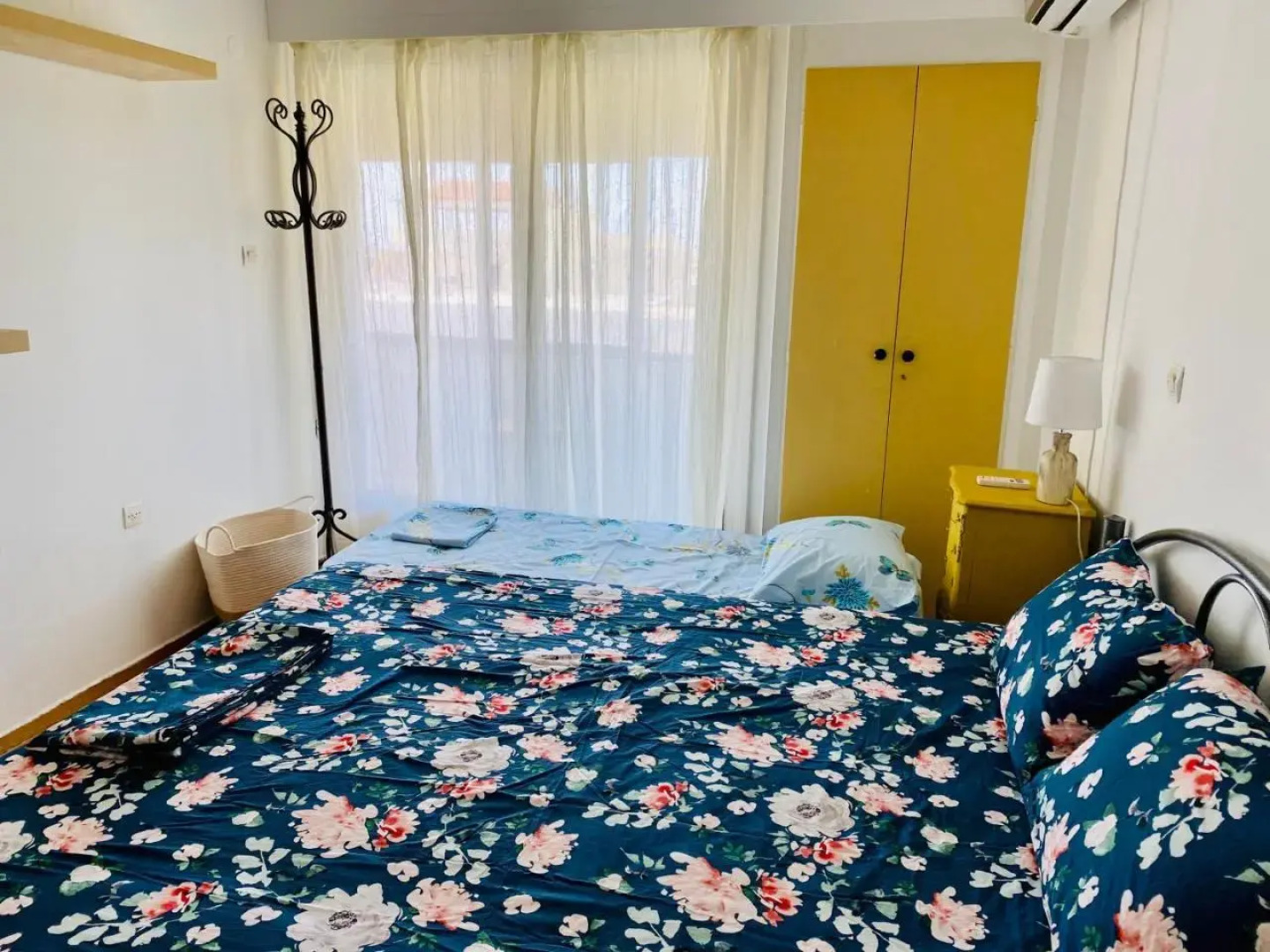 Lovely 50 sq penthouse & 25 sq balcony @ Glyfada