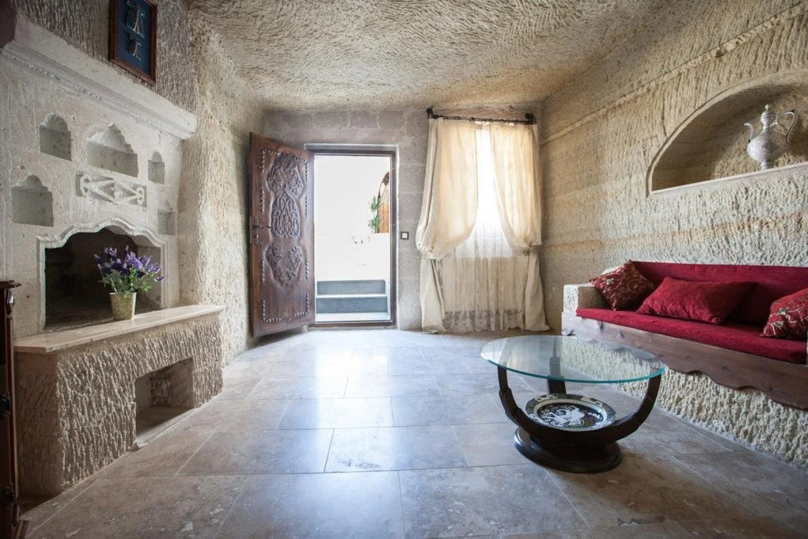 Suzanas Cave Hotel