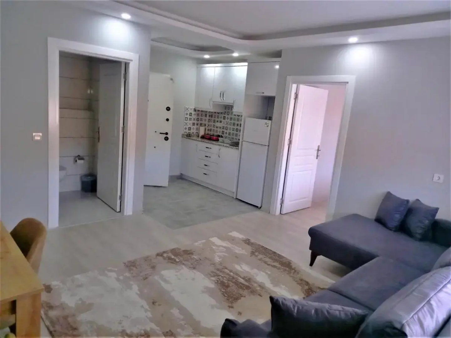 Adam Apart Hotel