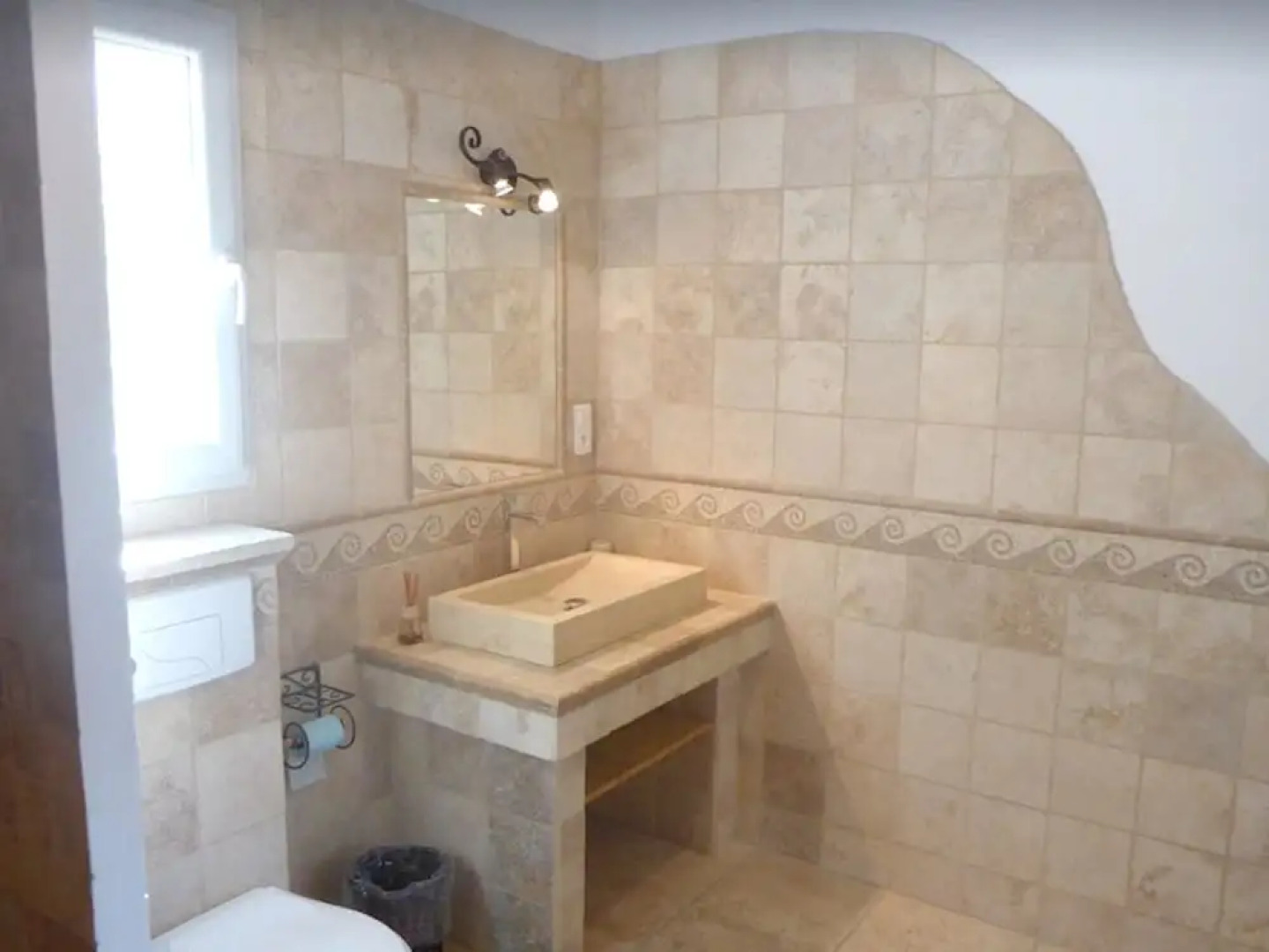 House With one Bedroom in Velleron, With Pool Access, Enclosed Garden and Wifi