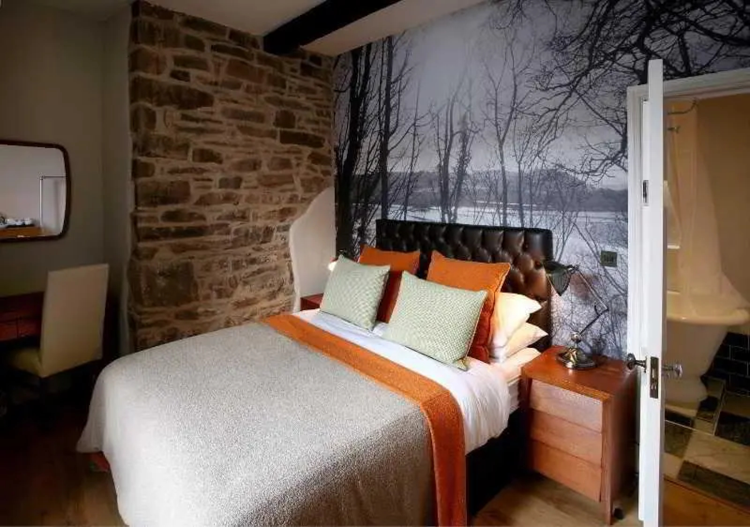 Browns Tavistock
