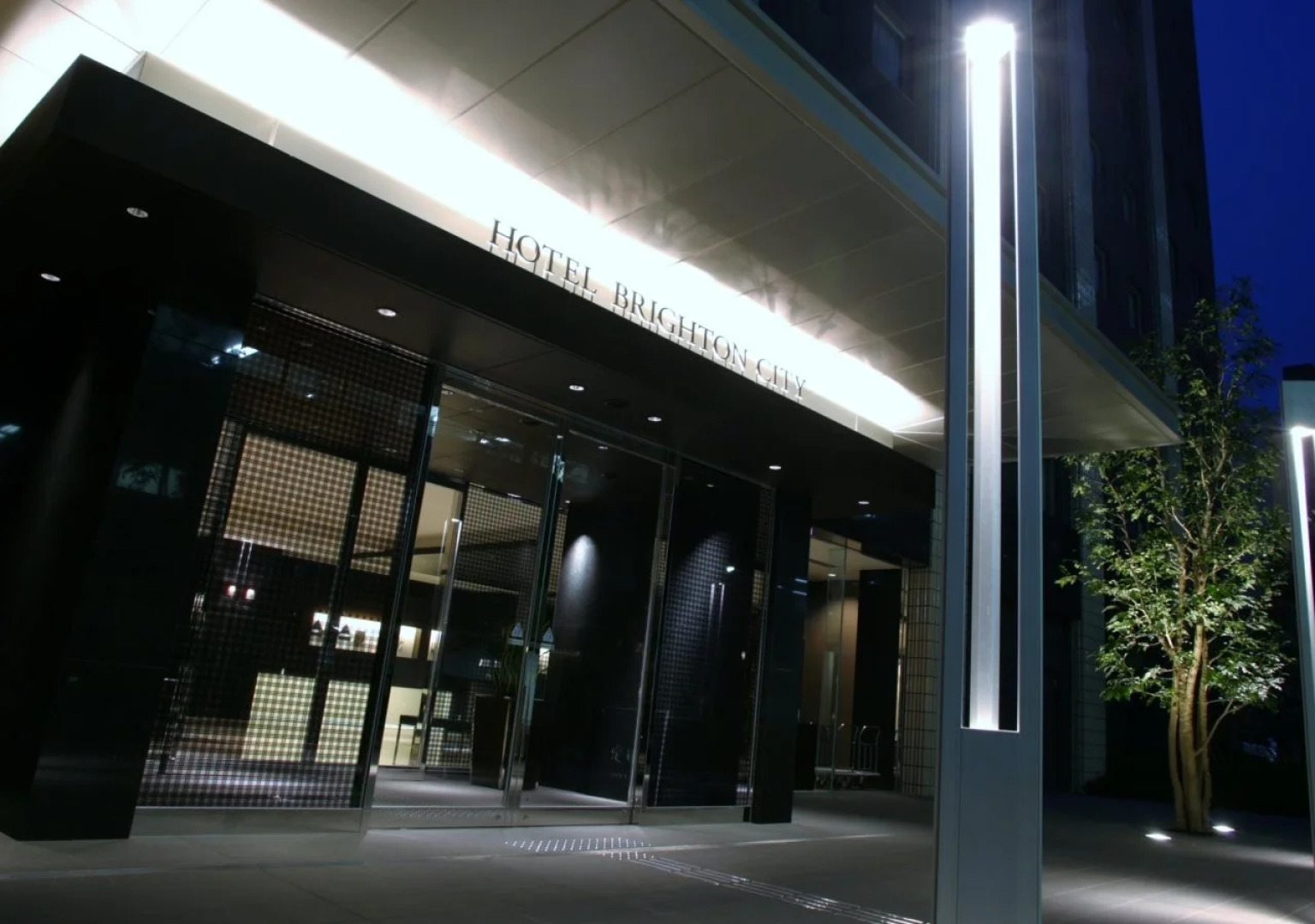 Отель Brighton City Osaka Kitahama