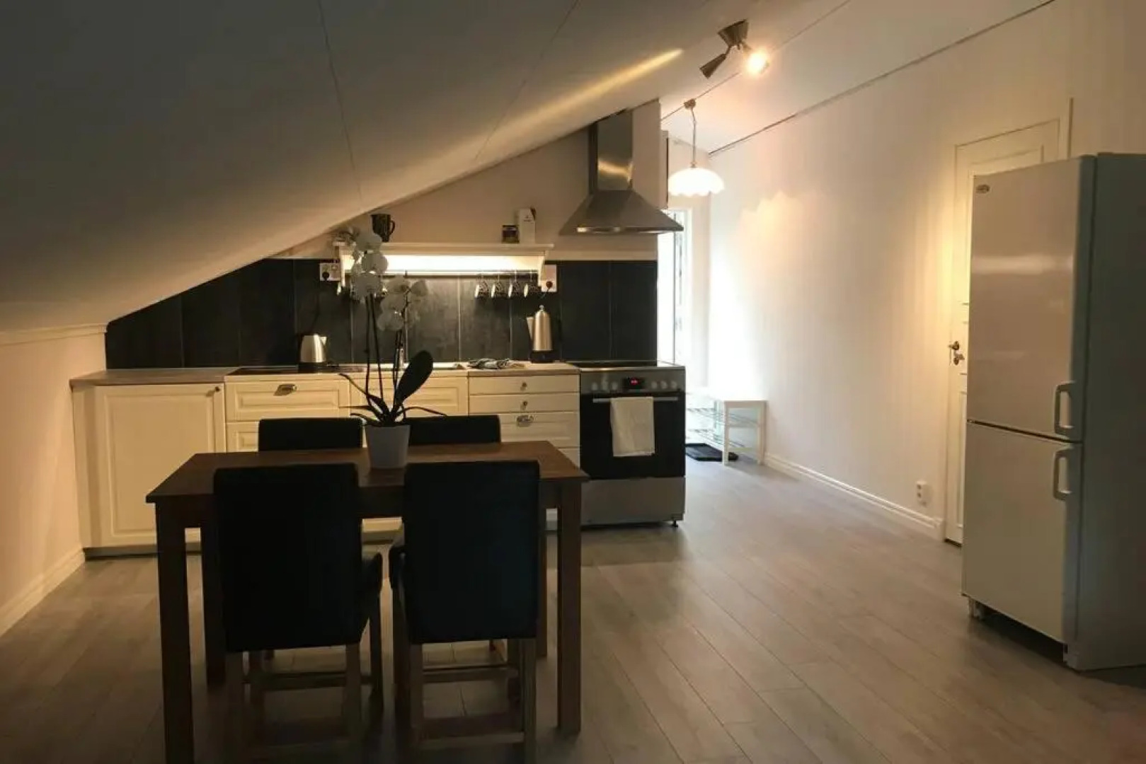 Fagerbacka Svit. Trivsam lägenhet nära havet