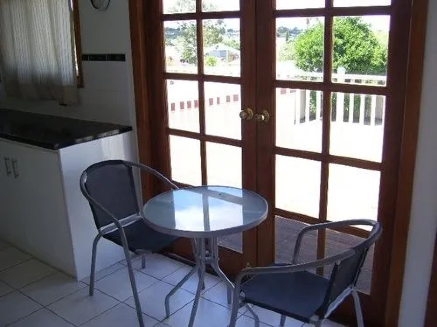 Aussie Bacon and Eggs Cottages