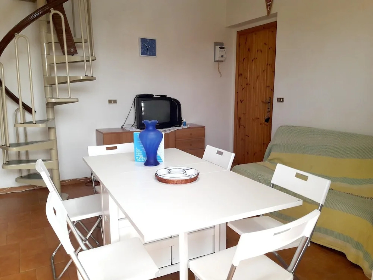 Apartment With 2 Bedrooms in Marina di Santa Maria del Cedro, With Fur