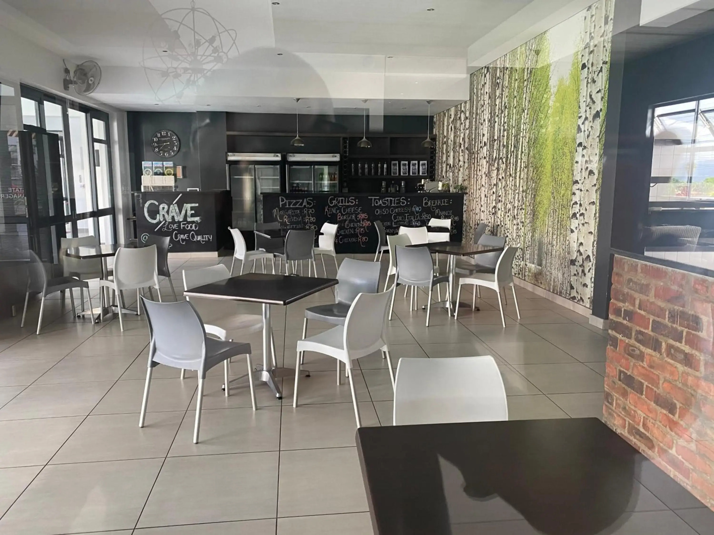 Greenstone Ridge Apartment
