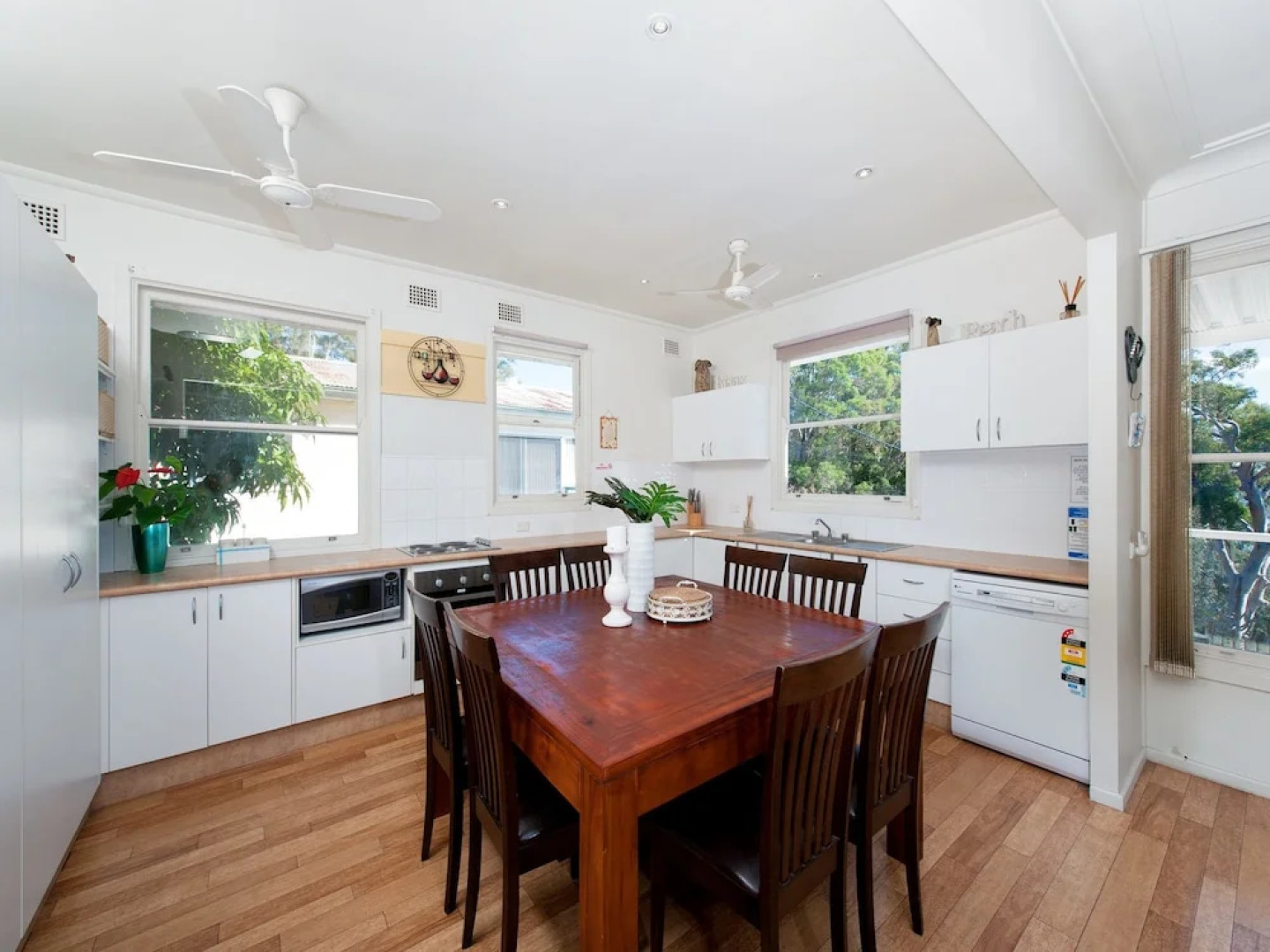 Bagnalls Beach House, 3 Burbong Street