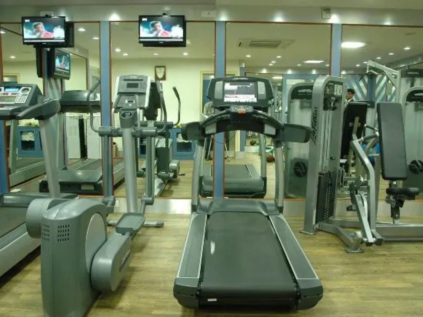 Sandesh The Prince - 4 Star Hotel