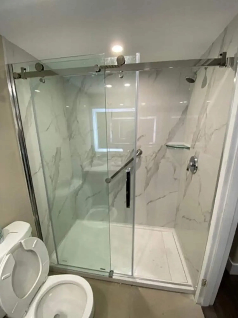 Super 8 Ajax/Toronto On