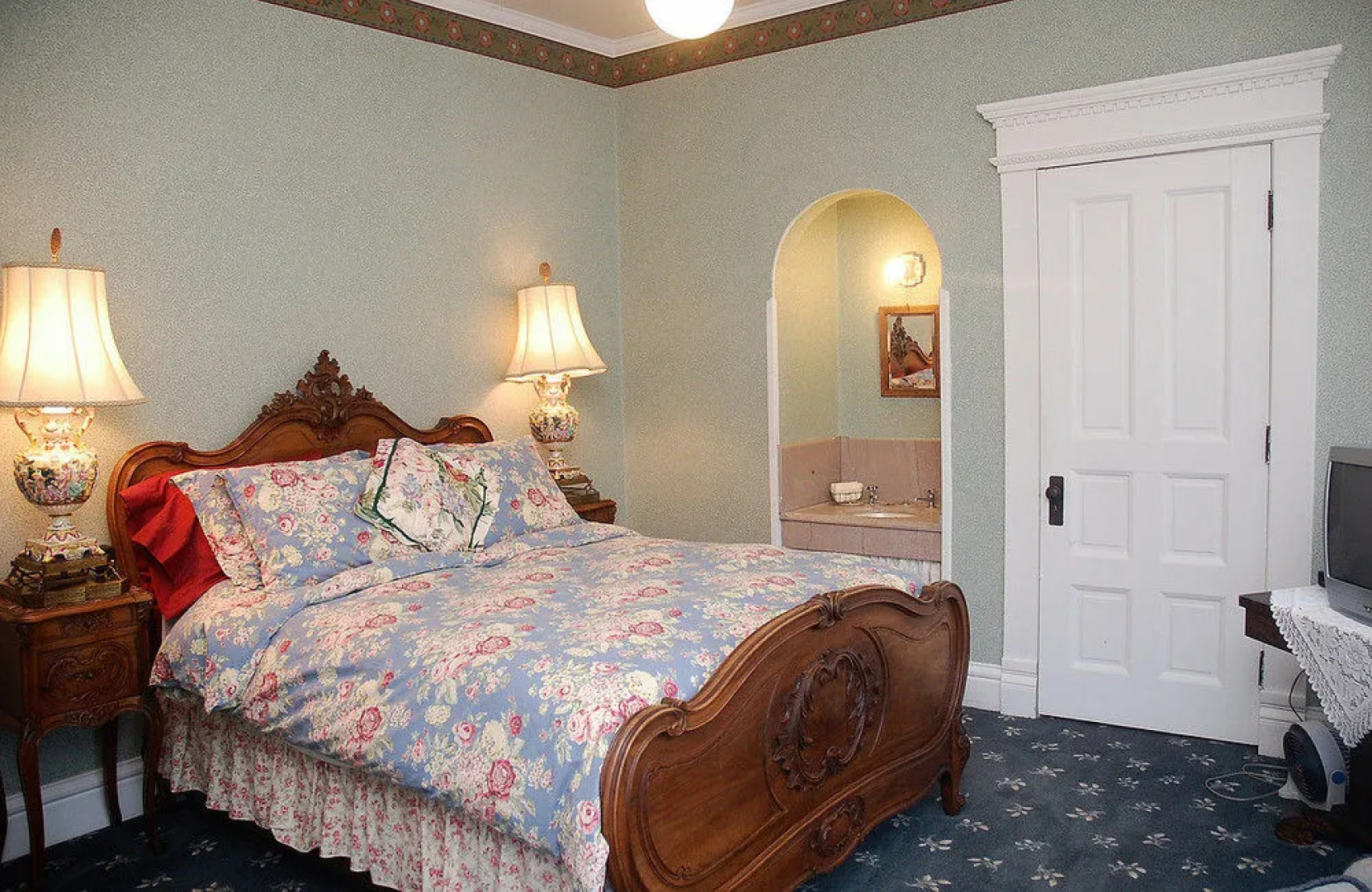 The Grand Anne Bed and Breakfast