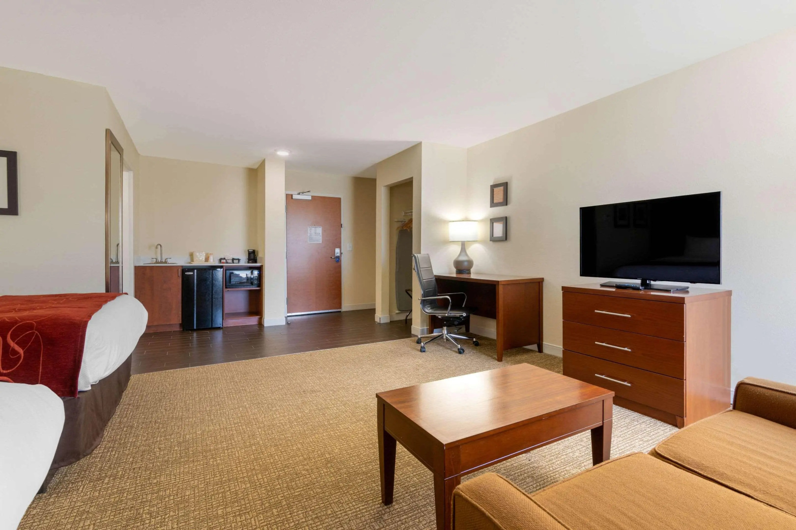 Comfort Inn & Suites Macon West