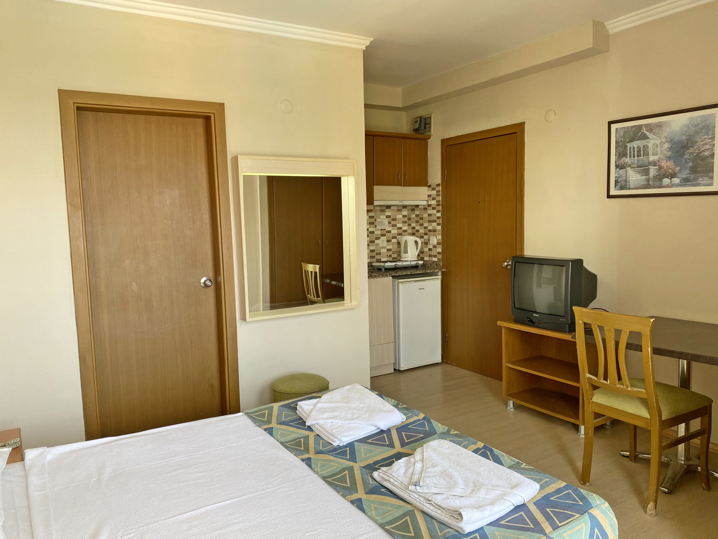 Select Apart Hotel