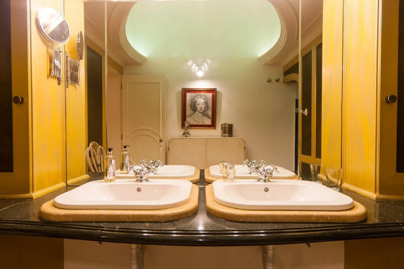The Independente Suites & Terrace