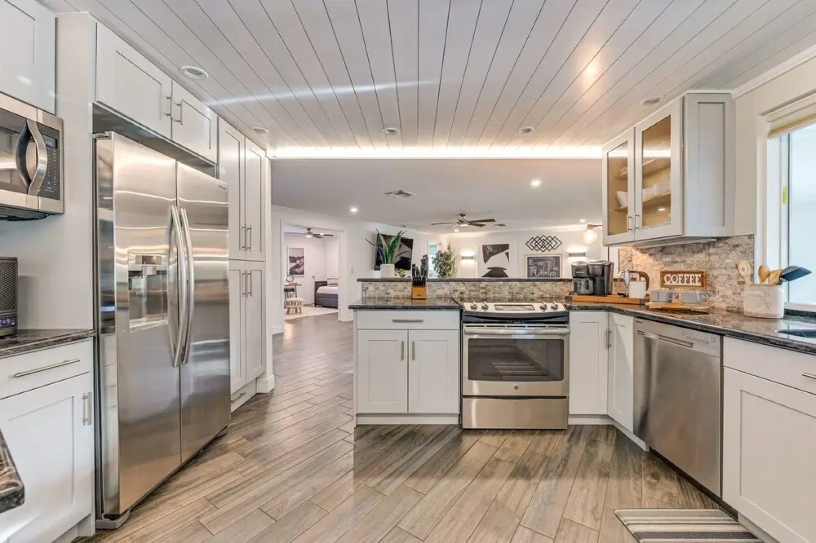 Upscale Naples Outdoor Getaway ~ 4 Miles to Beach