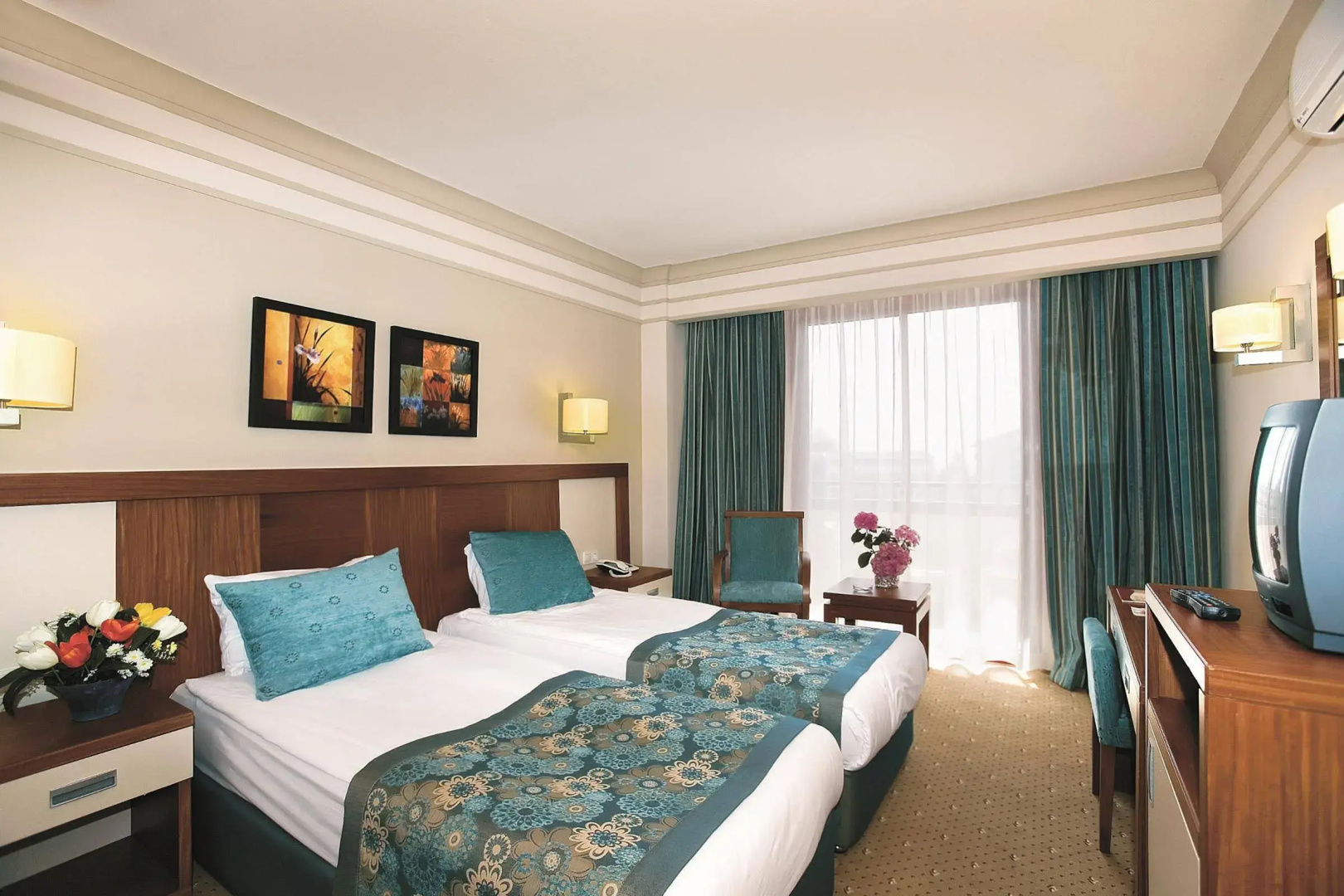 Villa Side Hotel